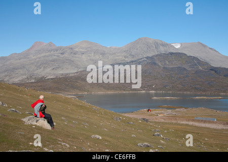 Grönland, igaliku. kleine Siedlung auf der igaliku Fjord. Am besten bekannt für Ruinen von gardar. Stockfoto