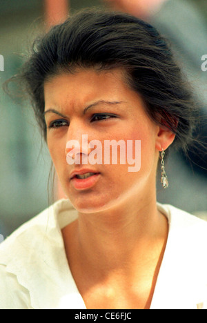 Sahra Wagenknecht - * 16.07.1969: Vertreter des Deutschen Bundestages und Bundesrepublik Vorsitzenden der Partei Die Linke zu handeln. Stockfoto
