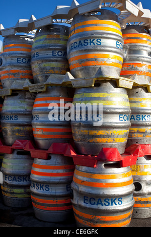 41 Liter Aluminium Bierfässer oder ECasks, Behälter für die Brauereien. Die schwarzen Schafe Brauerei, Masham, North Yorkshire Dales, Richmondshire, Großbritannien Stockfoto