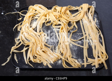 Frisch zubereitete pasta Stockfoto