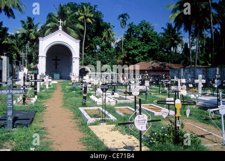 Christlicher Friedhof; Friedhof der Kirche unserer Lieben Frau der Hoffnung; Vypeen Insel; kochi; kerala; indien; asien Stockfoto