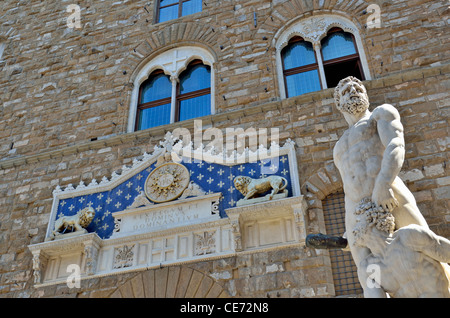 Statuen von Herkules und Grab vom Palazzo Vecchio, Florenz, Toskana, Italien Stockfoto