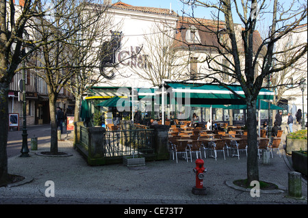 Stock Foto von einem Café in ANgouleme, Frankreich Stockfoto