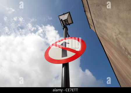 Einbahnstraße zu unterzeichnen, in Belfast, Nordirland, Vereinigtes Königreich Stockfoto