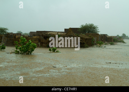 Regen und Überschwemmungen in Refugee Camps Darfur Sudan Stockfoto