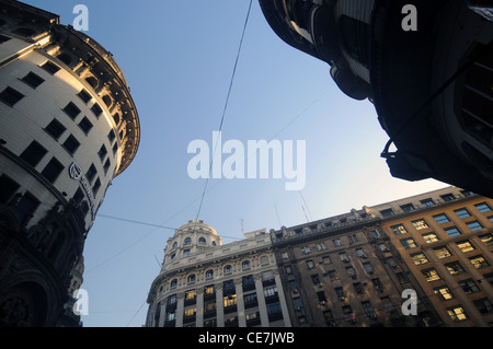 Die Skyline der Stadt entlang der Avenida Florida, Microcentro, Buenos Aires, Argentinien. Keine PR Stockfoto