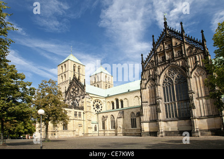 Die berühmte Kathedrale St. Paulus in Münster. Stockfoto