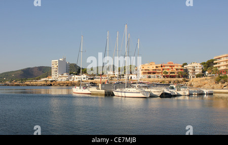 Cala Ratjada / Cala Rajada - Port + Küstenpromenade Küste nach Süden - Norden Osten Mallorca / Mallorca Stockfoto