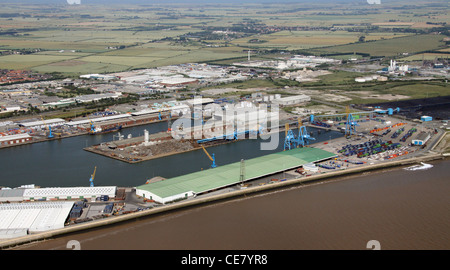 Luftaufnahme von King George Dock & Queen Elizabeth Docks, Hull, East Yorkshire Stockfoto