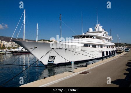 "Fead Schiff" Luxus Superyacht / Megayacht Yacht Schiff vor Anker im Hafen von Port Portals Calvia-Mallorca-Mallorca-Spanien-Europa Stockfoto