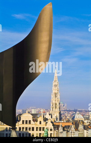 Mont des rotierenden Kunst Skulptur des Museum für Moderne Kunst und Antike Kunst Place Royale Brüssel Belgien Europa EU Stockfoto