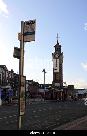 Der Uhrturm auf dem Marktplatz Epsom Surrey England UK Stockfoto