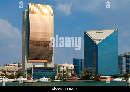 Dubai, Dubai Creek Tower und der National Bank of Dubai Stockfoto