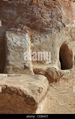 Die Überreste der Sets aus den Filmen "Star Wars" stehen noch in entlegenen Gebieten der Wüste in der Nähe von Tozeur, Tunesien Stockfoto
