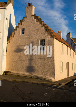 Crow trat Giebel, St Monans, Fife Stockfoto