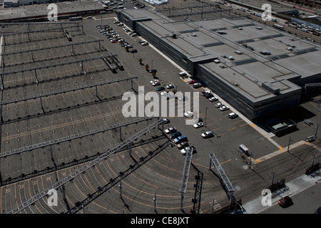 Luftaufnahme San Francisco Muni Metro East Rail Yard und Lagerung und Wartung Anlage Stockfoto