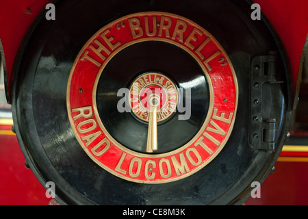 Front view of a steam engine.  Text reads The Burrell Road Locomotic Stockfoto