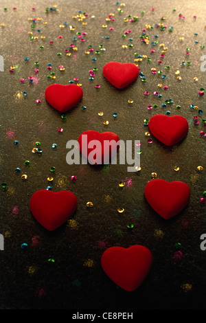 Sieben rote Herzen Design für Grußkarte am Valentinstag Stockfoto