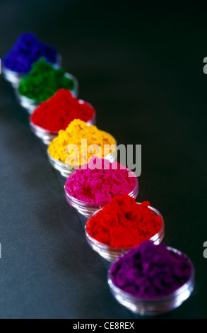 Farben für Holi Festival Indien Stockfoto