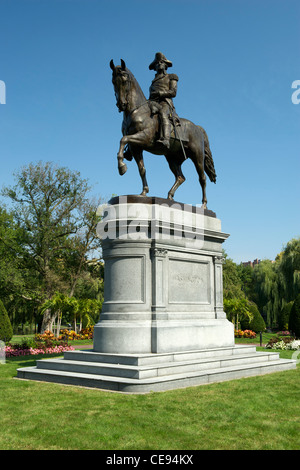 Bronze-Statue von George Washington in Boston Public Garden in Boston, Massachusetts, USA. Stockfoto