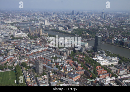 Luftaufnahme der Londoner Skyline mit Blick auf die Regency Street in Westminster in Richtung Lambeth, London Stockfoto