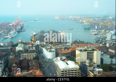 Blick auf Colombo Hafen von WTC Colombo. Sri Lanka Stockfoto