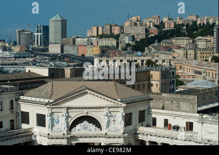 Blick auf die Skyline von San Benigno. Die modernen Geschäftsviertel von Genua (Italienisch, Genova) Italien, Europa Stockfoto