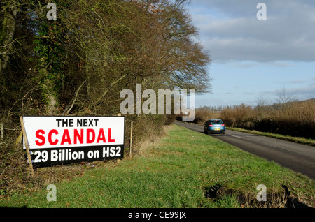 Protest gegen HS2 Schiene Vorschlag zeigt sich in Zeichen um die Chilterns. Am Weg zum Chequers von Great Missenden Stockfoto