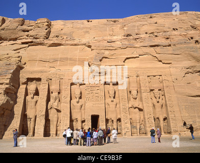 Kleiner Tempel von Nefertari, Abu Simbel, Assuan Governorate, Republik Ägypten Stockfoto