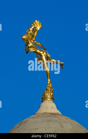 Stadt von London die Statue von Ariel auf der Bank of England Januar 2012 Stockfoto