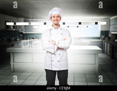 Porträt des Küchenchefs in modernen Küche Stockfoto