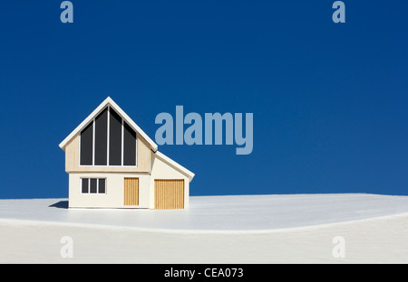 Musterhaus auf weiße Grundfarbe Stockfoto