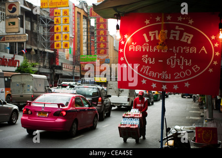 Thanon Charoen Krung, Chinatown, Bangkok Street Szene, Thailand. Stockfoto