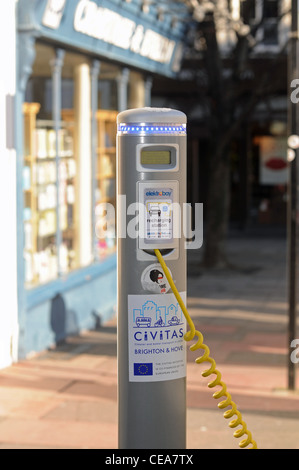 CIVITAS Elektro Auto oder Fahrzeug Ladepunkt im Stadtzentrum von Brighton UK Stockfoto