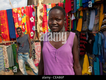 Club Mursi-Frau am Omo-Tal in Jinka Markt Äthiopien Stockfoto
