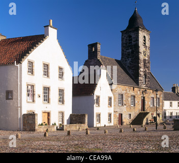 Das Rathaus an der Sandhaven, Culross, Fife, Schottland, UK. Das Rathaus ist das Eigentum von dem National Trust for Scotland. Stockfoto