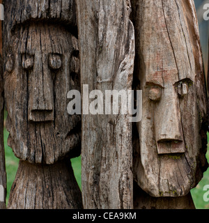 WAGA geschnitzten Holzskulpturen der Toten-Konso-Stamm-Omo-Tal-Äthiopien gewidmet Stockfoto