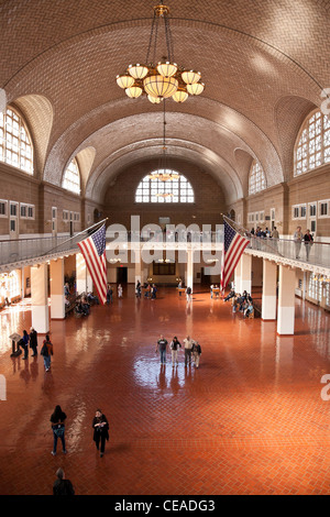 Die Registrierung Zimmer auf Ellis Island National Monument (U.S. National Park Service) verfügt über Rafael Guastavino Fliesen, New York, USA Stockfoto