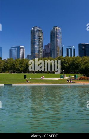 Bellevue-Skyline von Downtown Park Bellevue Washington USA Stockfoto