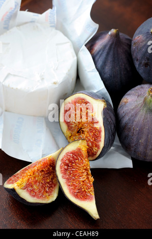 Feigen und Käse Stockfoto