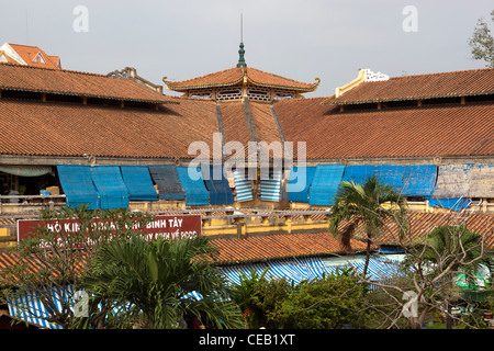 Dächer in Binh Tay Markt Chinatown Cholon Ho Chi Minh City, Vietnam Stockfoto