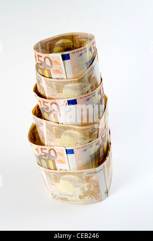 Turm aus der Euro-Währung, die Darstellung der wirtschaftlichen Krise und der Fragilität in der Eurozone im Jahr 2012 Stockfoto