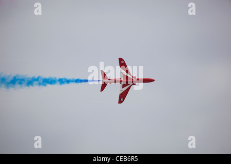 Die Red Arrows anzeigen an RAF Fairford in Gloucestershire an der Royal International Air Tattoo Juli 2010. Stockfoto