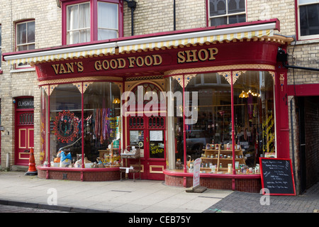 Van es gutes Essen Shop in Middleton Straße, Llandrindod Wells. Stockfoto