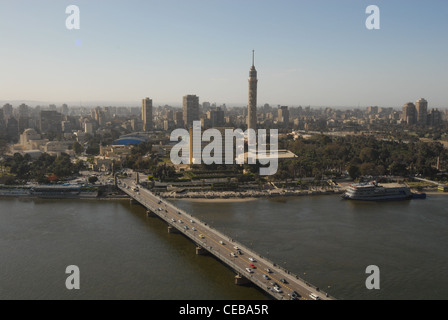 Ein Panorama der zentralen Kairo Blick nach Westen über den Nil. Stockfoto