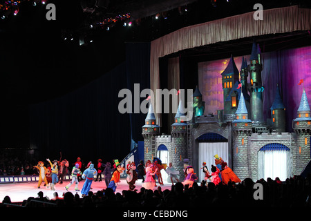 Eine Szene in Disney auf Eis Show in Rogers centre Innenstadt von Toronto, Kanada Stockfoto