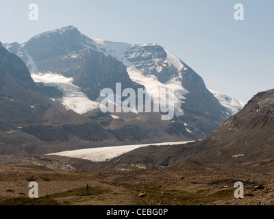 Athabasca Gletscher, einer "Zehe" das Columbia Icefield, in der Nähe von Highway 93 Icefields Parkway, Jasper Nationalpark, Alberta, Kanada. Stockfoto