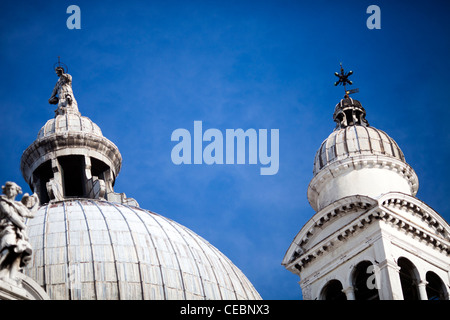 Detail von der Spitze der Kirche La Salute, Venedig, Italien Stockfoto