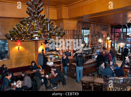 La Fourmi Montmartre Paris Frankreich Französisch Paris Frankreich französisches Café Stockfoto