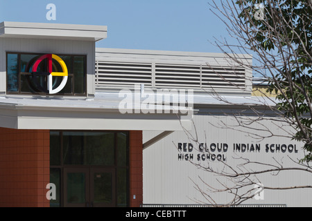 Oglala Sioux-Stamm High School Red Cloud Pine Ridge South Dakota in den USA US-amerikanische Ureinwohner-Reservat Landfotos horizontal Hi-res Stockfoto